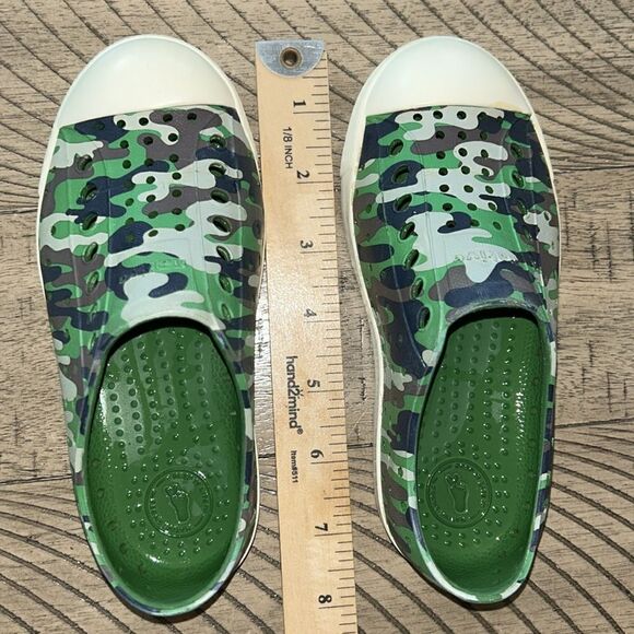 Camo Natives Made 4 Adventure ⛺️ Great at Pool 🏊 or beach 🏖️ easy to clean 🧼 - Picture 13 of 17